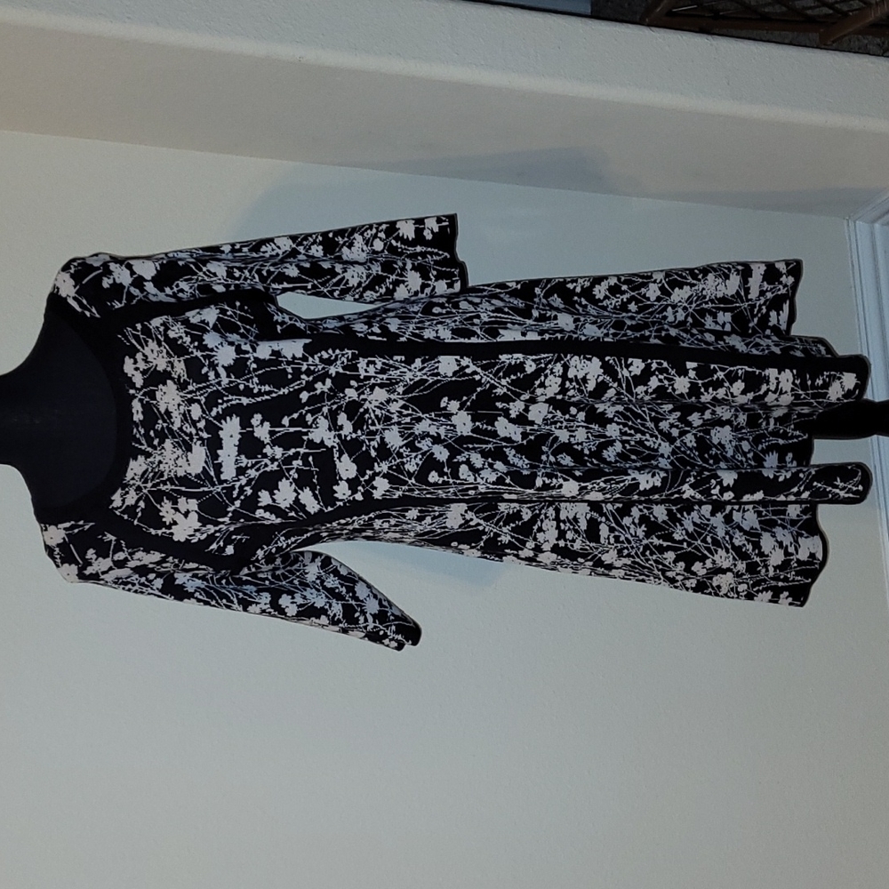 💕Black & Tan/Cream Sweater Dress💕Size XL